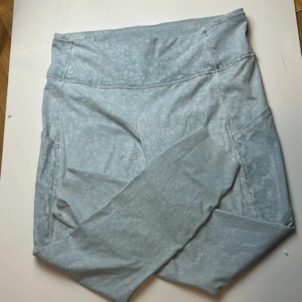 Lululemon Fast and Free Tight City Grit White Blue Fog‎
